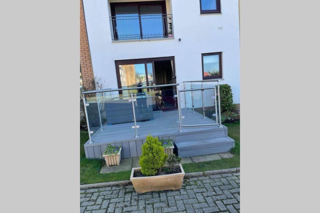 Largs Sea Front, Modern Apartment Ngoại thất bức ảnh