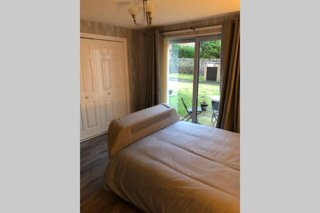 Largs Sea Front, Modern Apartment Ngoại thất bức ảnh