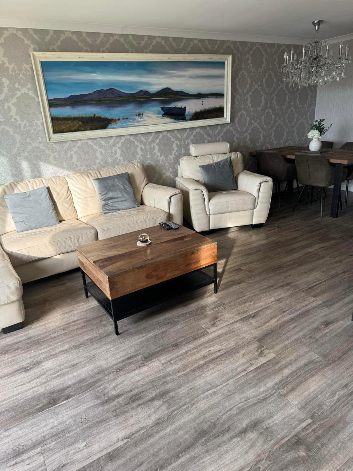 Largs Sea Front, Modern Apartment Ngoại thất bức ảnh